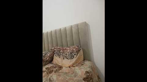 naucha_arab @ stripchat on 20250619