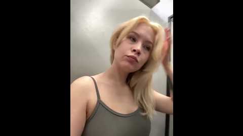 cum_girlss @ stripchat on 20250620