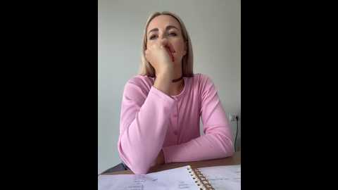 streetdoll @ stripchat on 20250620