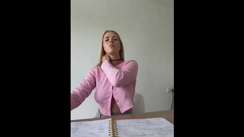 streetdoll @ stripchat on 20250620