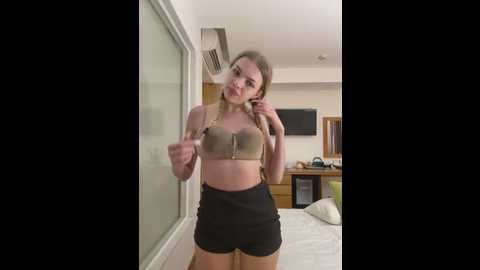 alice1_secret @ stripchat on 20250621