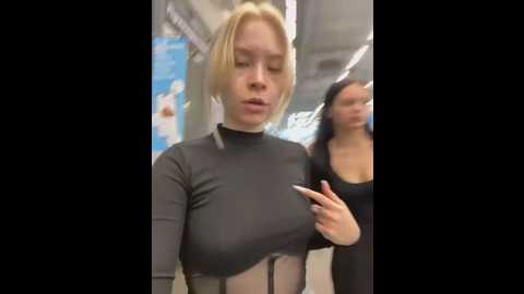 cum_girlss @ stripchat on 20250621