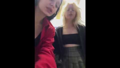 cum_girlss @ stripchat on 20250622