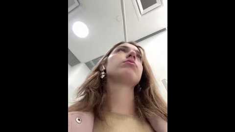 Media: dollytall Stripchat 2025-06-22 09:40:00