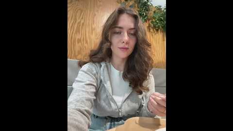 Media: mariid Stripchat 2025-06-22 07:26:00