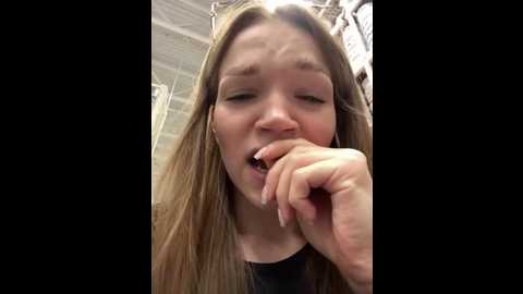Media: porn_cornn Stripchat 2025-06-22 14:10:00