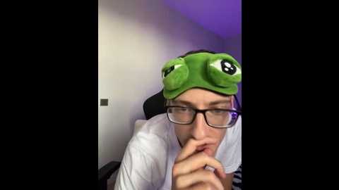yourfavpsy_ @ stripchat on 20250622