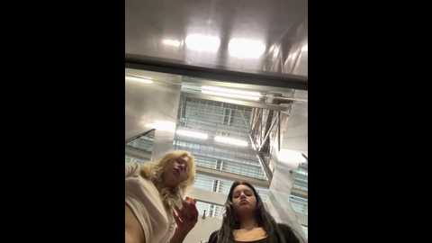 cum_girlss @ stripchat on 20250623