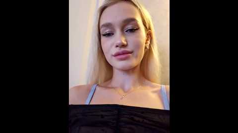 Media: kristinadane Stripchat 2025-06-23 03:24:00