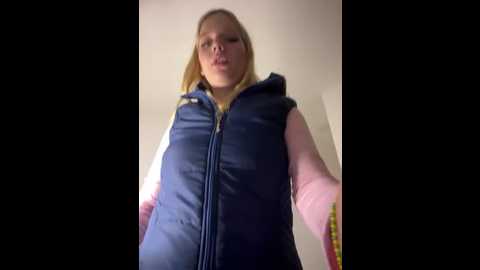 nicolecut @ stripchat on 20250623
