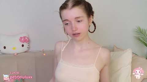 petiteluluxx @ stripchat on 20250623