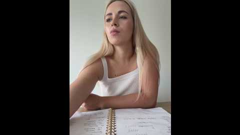 streetdoll @ stripchat on 20250623