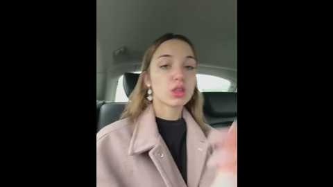 Media: dollytall Stripchat 2025-06-24 08:21:00