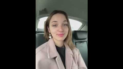 Media: dollytall Stripchat 2025-06-24 08:26:00