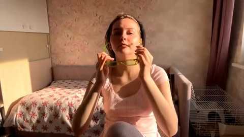 kfcutiemika @ stripchat on 20250624