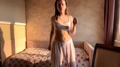 kfcutiemika @ stripchat on 20250624