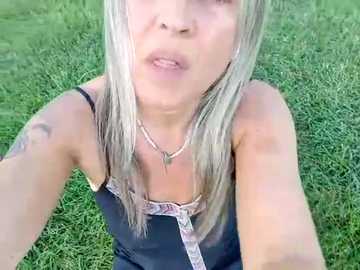 Media: sweethotmilf888 Stripchat 2025-06-24 17:57:00