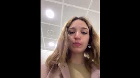 Media: dollytall Stripchat 2025-06-25 08:58:00