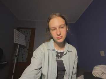 eva_angel3 @ stripchat on 20250625