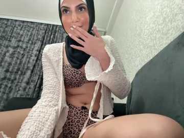 gumusguray @ stripchat on 20250625