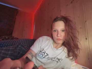 scarlletstar @ stripchat on 20250625