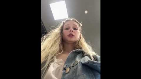 julie_cutie @ stripchat on 20250626