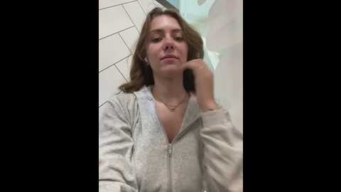 Media: mariid Stripchat 2025-06-26 07:12:00