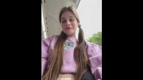 Media: mmelicious Stripchat 2025-06-26 13:58:00