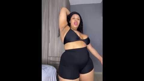 thick_ass_barbiie @ stripchat on 20250626