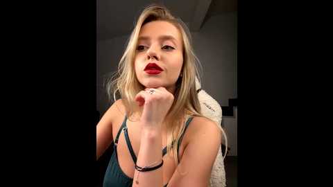 emeli_blur @ stripchat on 20250627