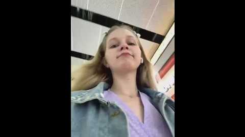 julie_cutie @ stripchat on 20250627