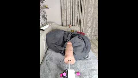 lola_hale @ stripchat on 20250627