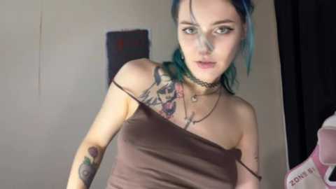 twist_drip_meow @ stripchat on 20250627