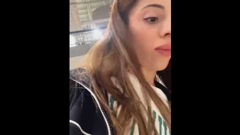 Media: yesmoree Stripchat 2025-06-27 09:04:00
