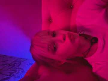 bellasecrett @ stripchat on 20250628
