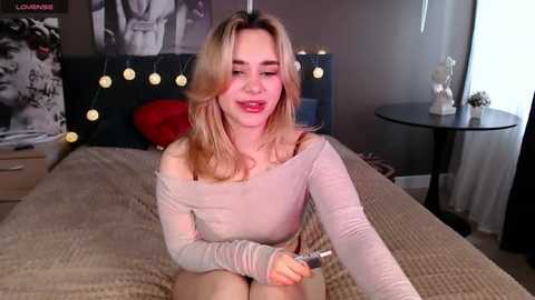 chloe_ravens @ stripchat on 20250628