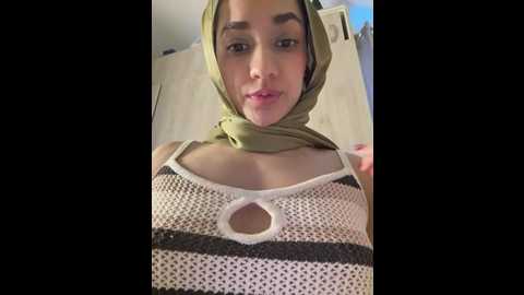 Media: cutefathima Stripchat 2025-06-28 16:30:00