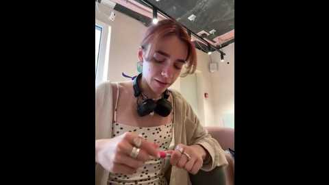 Media: lily__belle Stripchat 2025-06-28 12:06:00