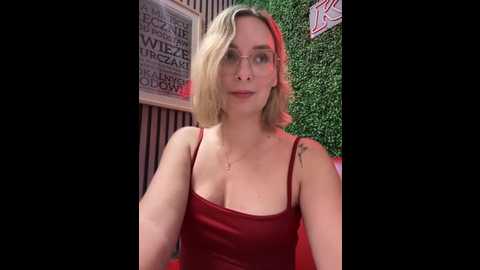 the_snowwhitee @ stripchat on 20250628