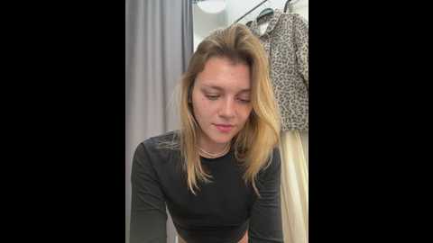 valenciashock @ stripchat on 20250628