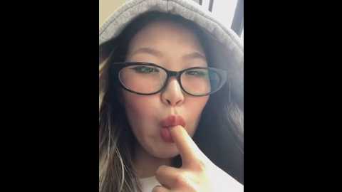 Media: aiko_yumi Stripchat 2025-06-29 13:00:00