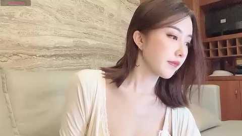 ruoling_19 @ stripchat on 20250629