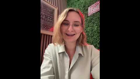 the_snowwhitee @ stripchat on 20250629