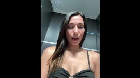 Media: _miaqueen_ Stripchat 2025-06-30 00:52:00