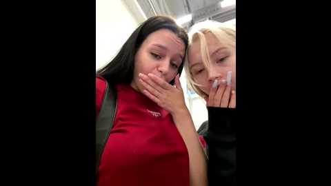 cum_girlss @ stripchat on 20250630