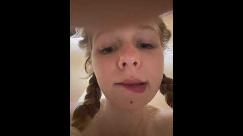 Media: julie_cutie Stripchat 2025-06-30 11:18:00