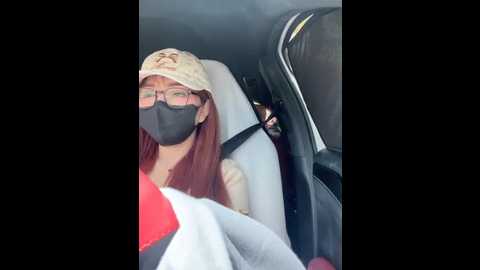 Media: linh_2004 Stripchat 2025-06-30 06:43:00