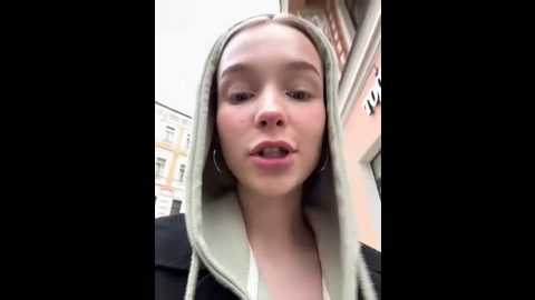 Media: baby_tiny Stripchat 2025-07-01 02:48:00
