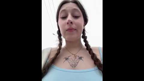Media: cuteperseon Stripchat 2025-07-01 17:14:00