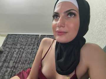 gumusguray @ stripchat on 20250701